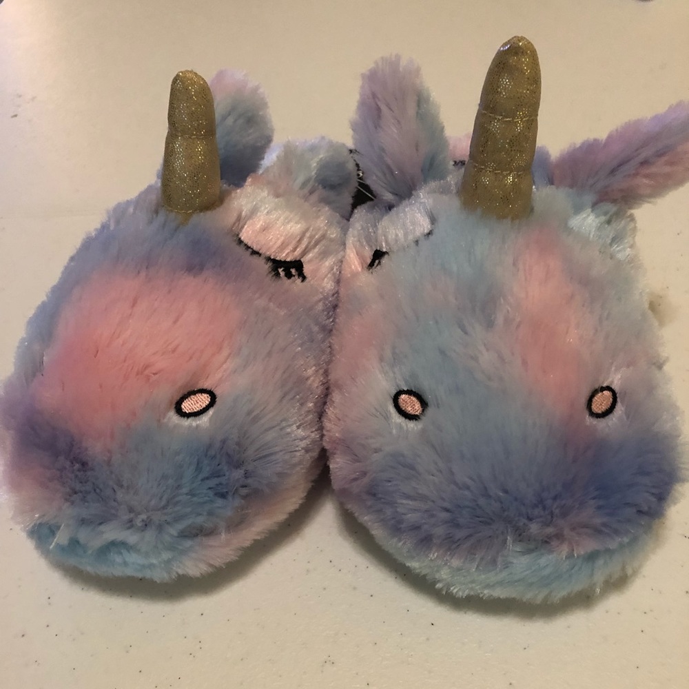 Unicorn slippers - Picture 3 of 5